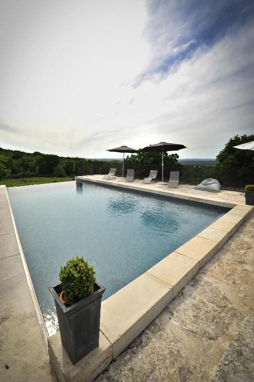 Gite 8 Pers Du Chateau De Cantecor Alvignac Стая снимка